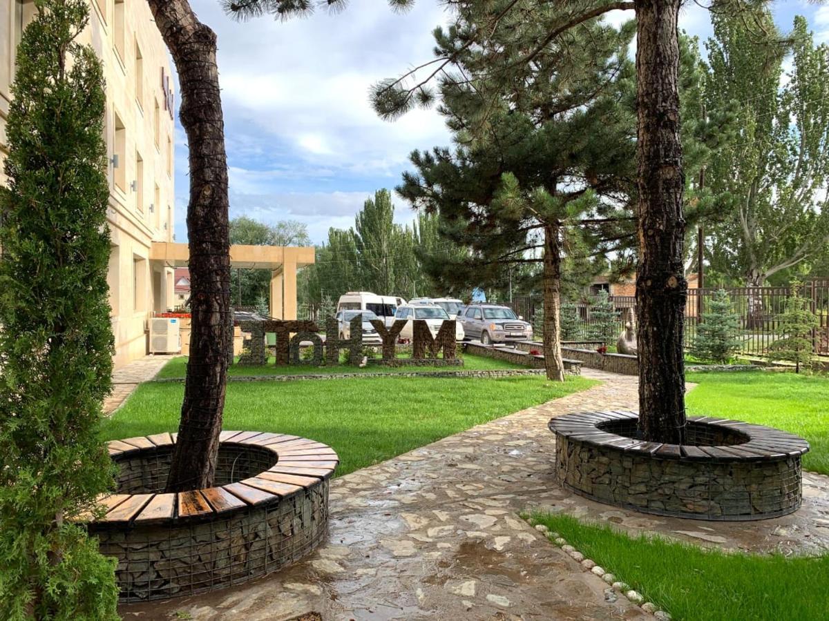 My Hotel Karakol Ngoại thất bức ảnh